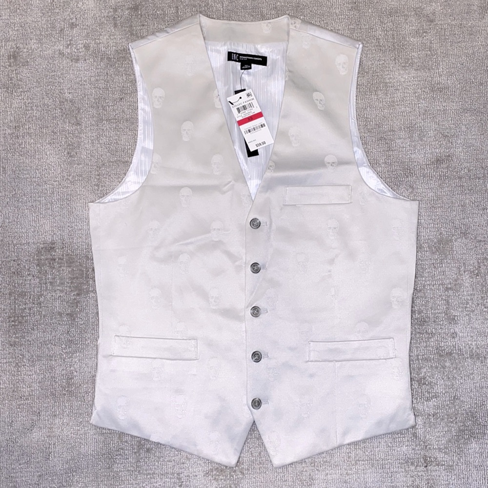 INC skull vest